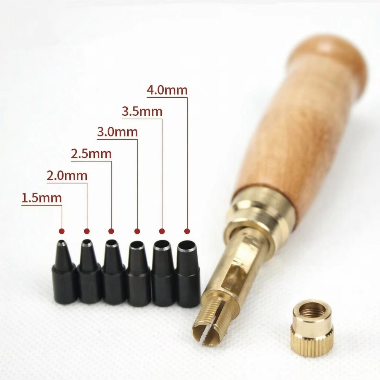 Automatische gatenpons met rie - Leather Punch Revolving recensie en prijs